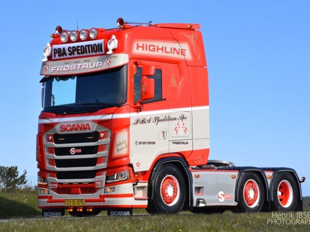 Tekno Tekno Scania Next Gen S520-V8 6x2 P. B. ANDERSEN