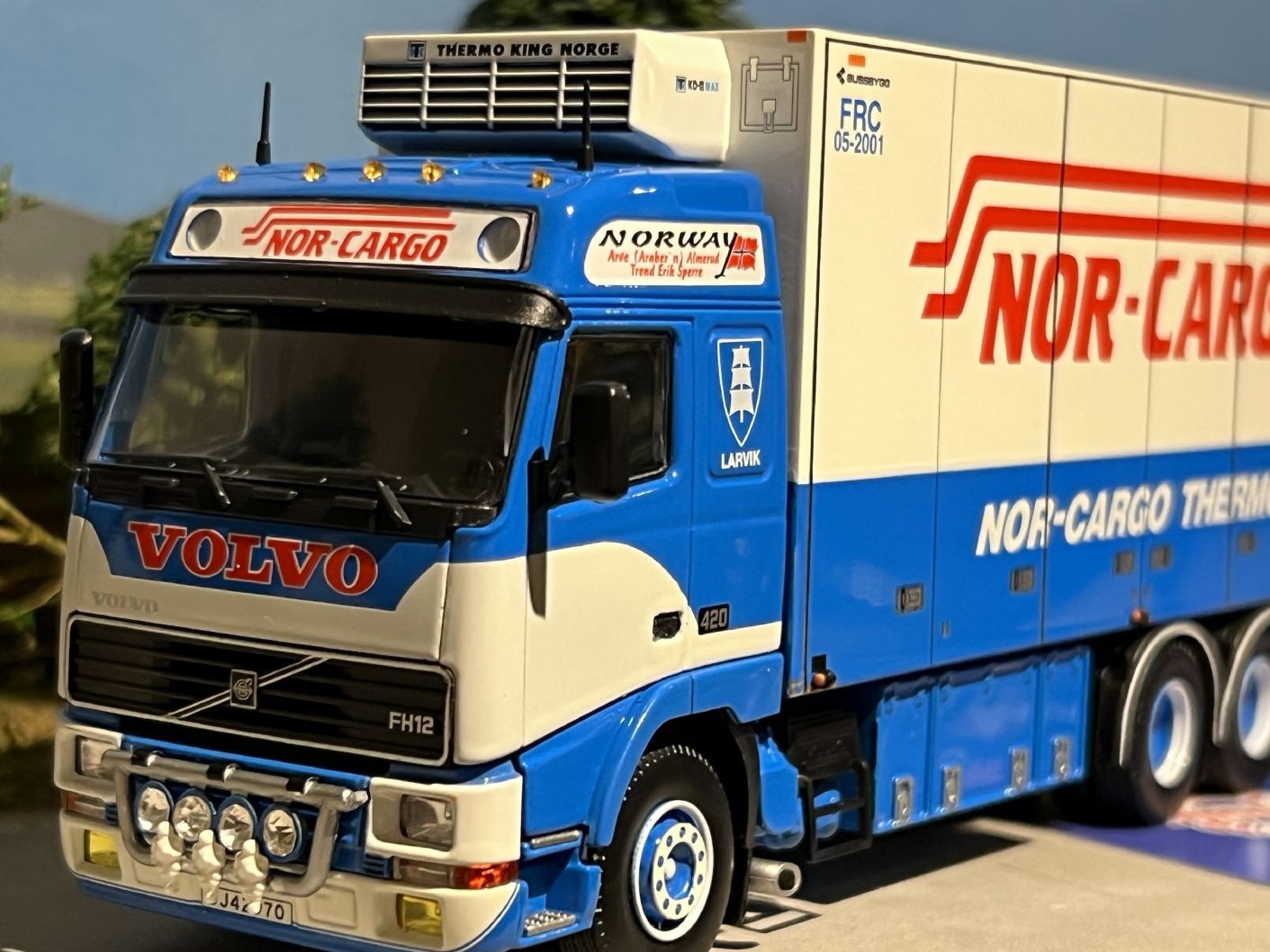 ミニカー TEKNO NO432 VOLVO Lartbit Lostragn Truck Tekno 455