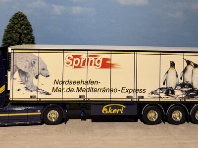 Tekno Tekno Scania Next Gen Highline 770S 4x2 with reefer trailer SPRING
