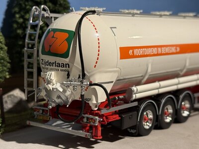 Tekno DAF XG+ with new LAG bulk trailer ZIJDERLAAN
