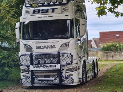 Tekno Tekno Scania Next Gen R Highline 6x2 BST