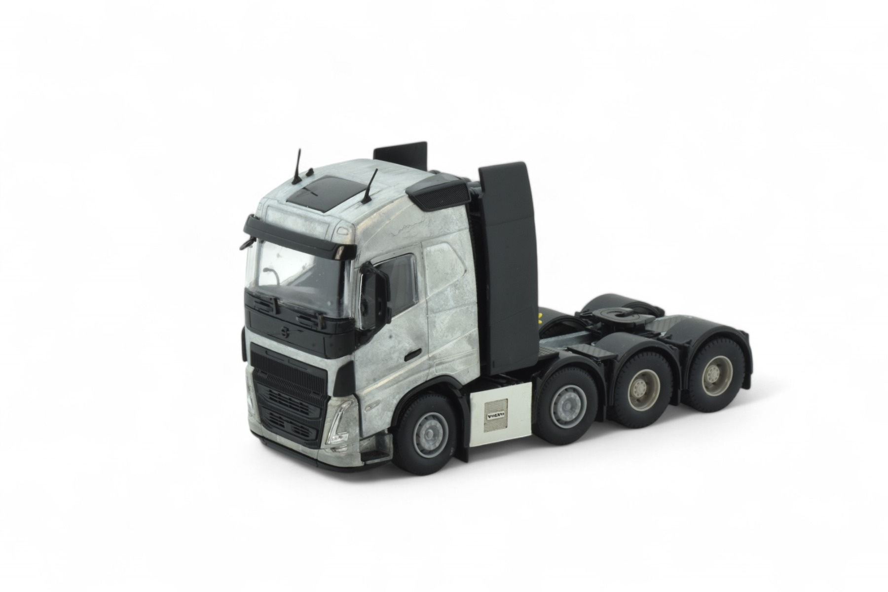Tekno 1:50 ボルボ FH05 6x2 トラック 86162 2024 A1 - 建設車両 Tekno 1:50 ボルボ FH05 6x2 トラック 86162 2024 A1 - 建設車両