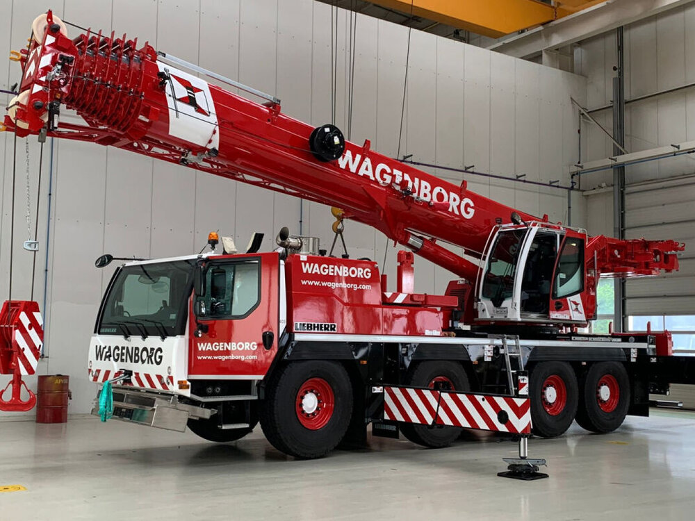 WSI WSI Liebherr LTM 1120-4.1 Mobile crane  WAGENBORG NETLIFT / Scale 1:87