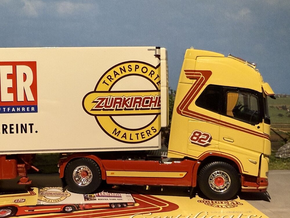 Tekno Tekno Volvo FH05 Globetrotter XL with 3-axle reefer trailer ZURKIRCHEN FERNFAHRER