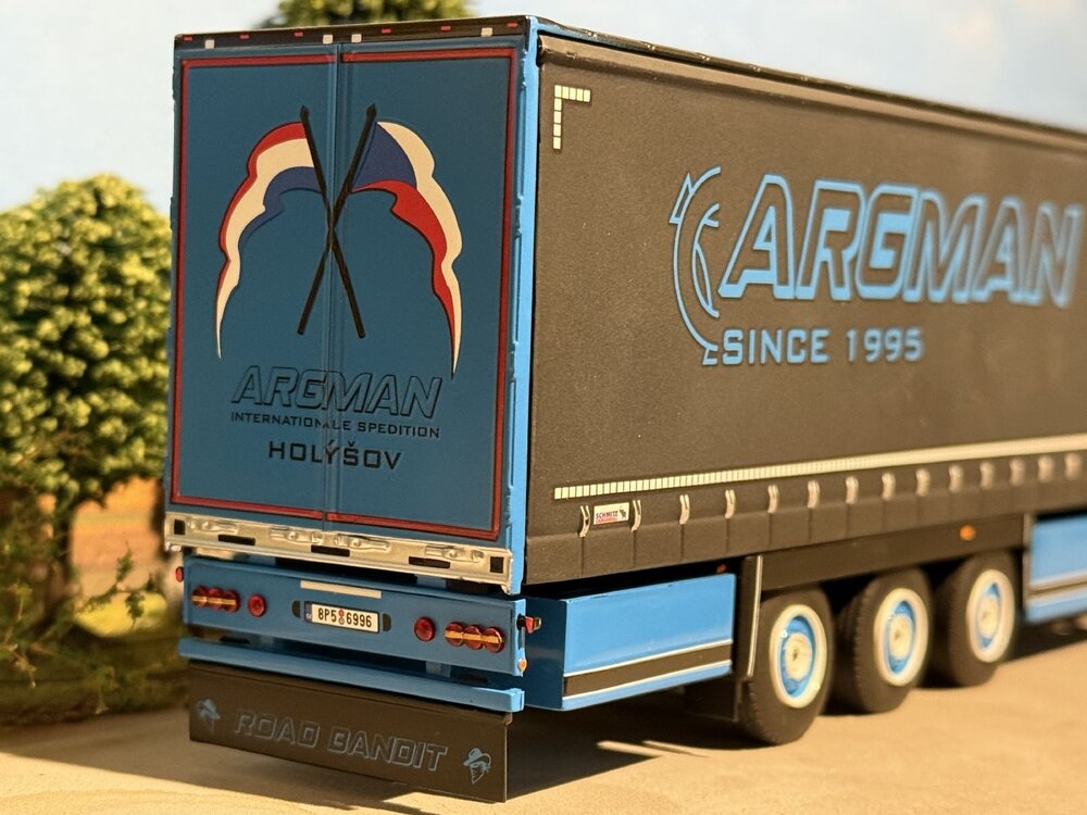 WSI WSI Scania S Highline 4x2 with 3-axle curtainside trailer ARGMAN S.R.O.
