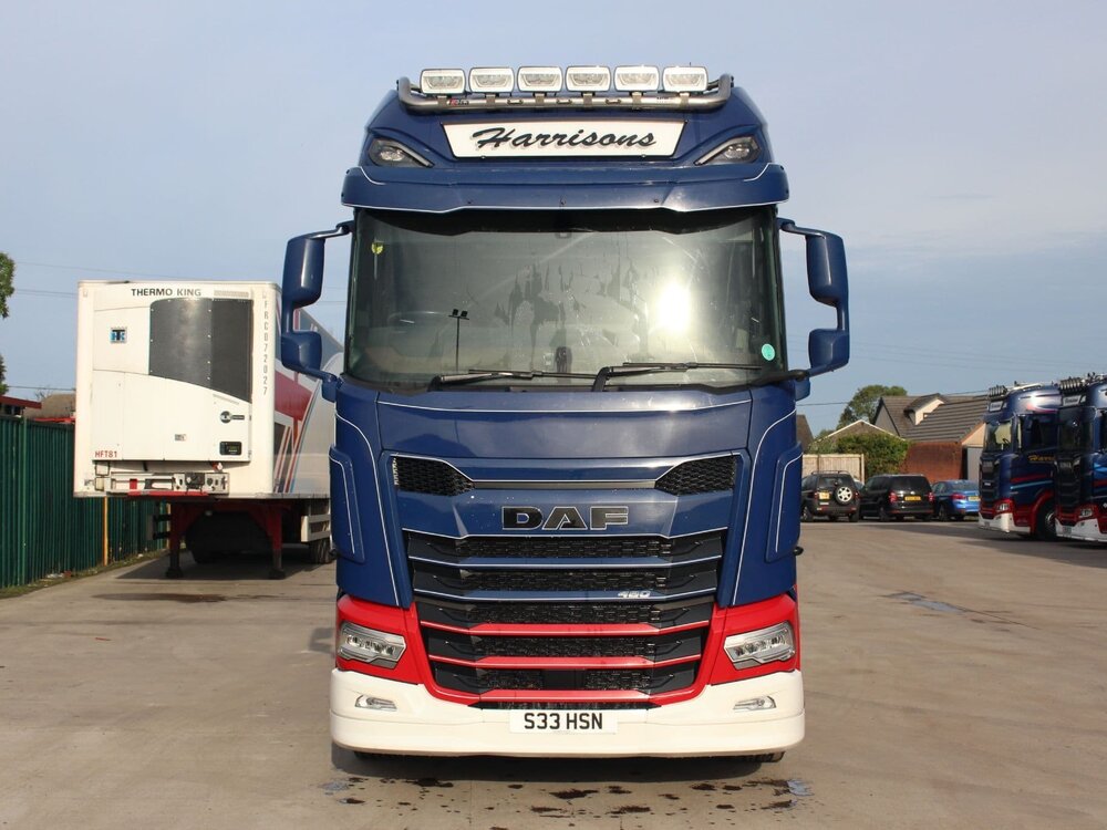 WSI WSI DAF XG+ 6x2 with 3-axle Chereau reefer trailer HARRISONS PRESTON
