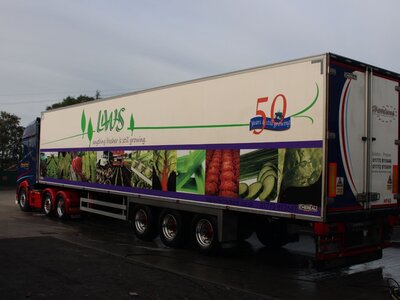 WSI WSI DAF XG+ 6x2 with 3-axle Chereau reefer trailer HARRISONS PRESTON