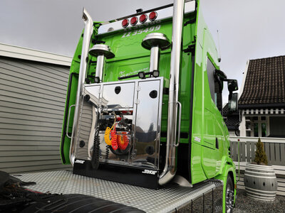 WSI WSI SCANIA Vlastuin Torpedo 6x2 BRING