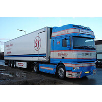WSI DAF XF95 Super Space cab  4x2 with 3-axle reefer trailer  SOREN OG JENSEN