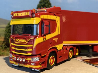 WSI WSI Scania R Normal 6x2 met 3-assige koeloplegger MEIJERING TRANSPORT