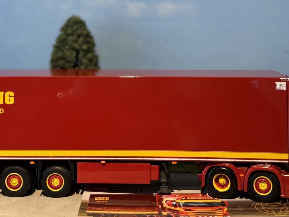 WSI WSI Scania R Normal 6x2 with 3-axle reefer trailer MEIJERING TRANSPORT
