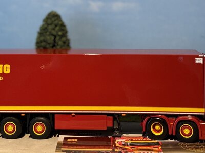 WSI WSI Scania R Normal 6x2 with 3-axle reefer trailer MEIJERING TRANSPORT