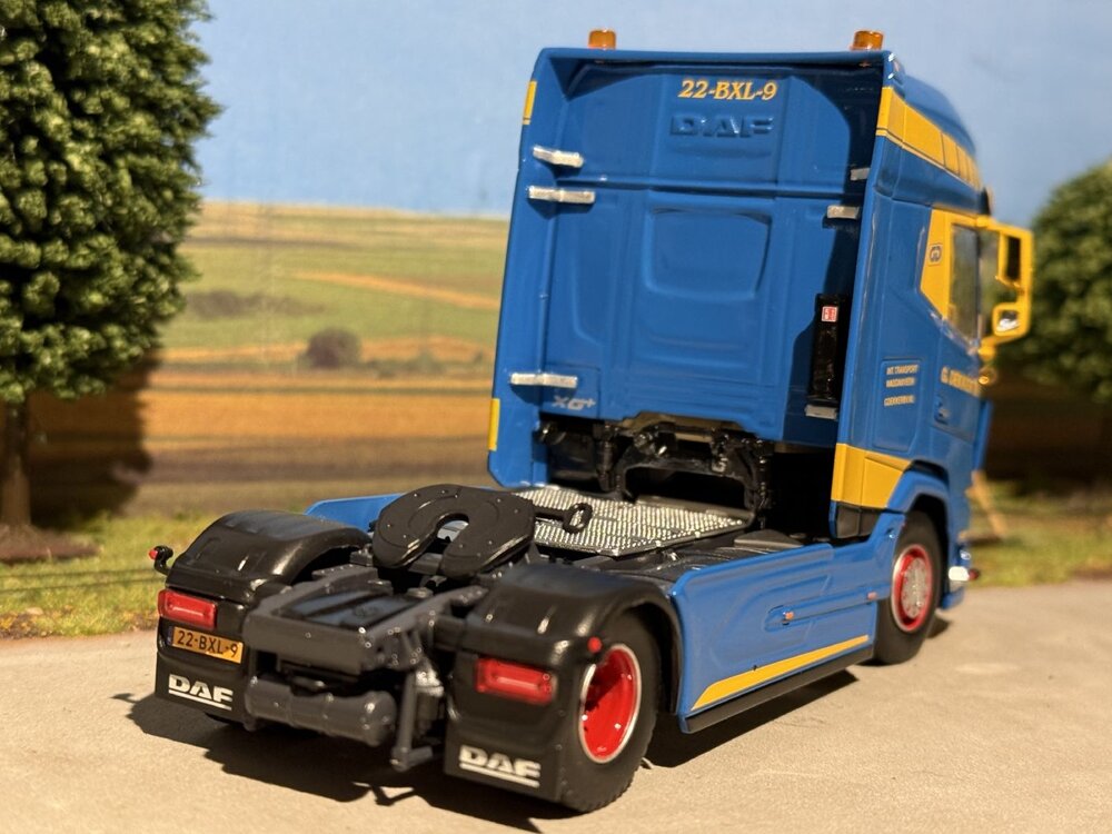 Tekno Tekno DAF XG+ 4x2 G. DEKKER