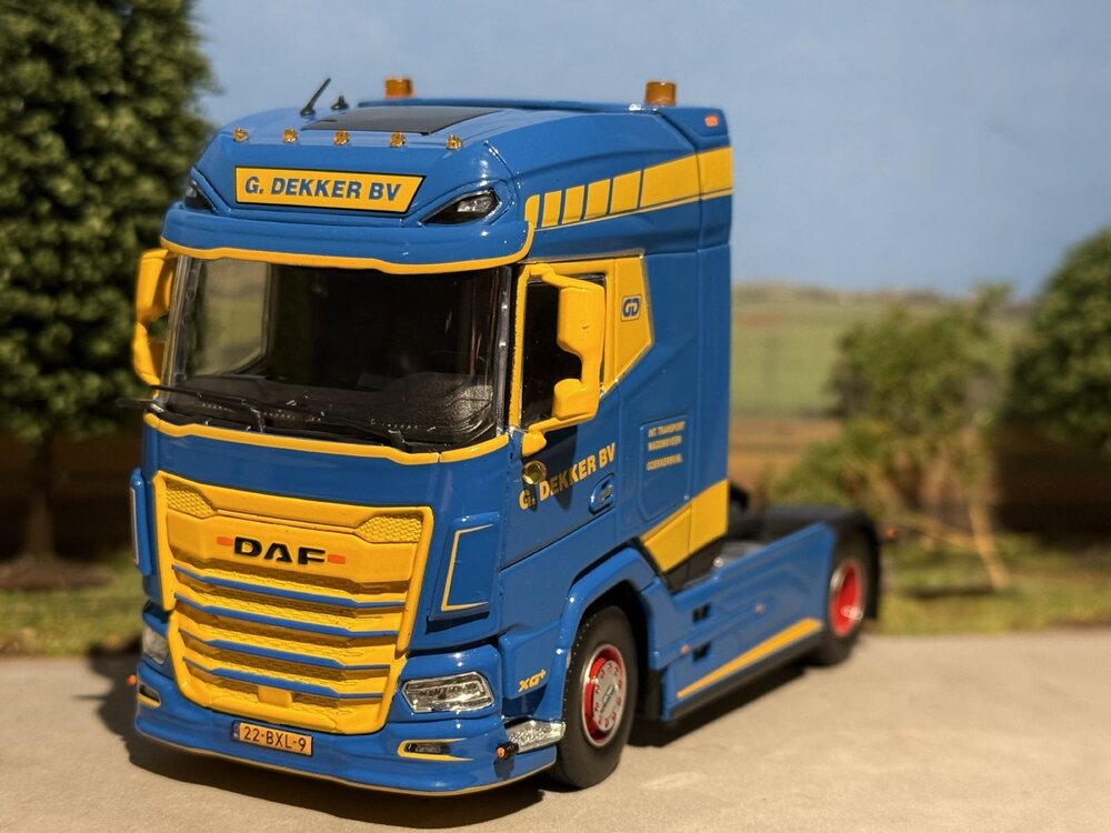 Tekno Tekno DAF XG+ 4x2 G. DEKKER