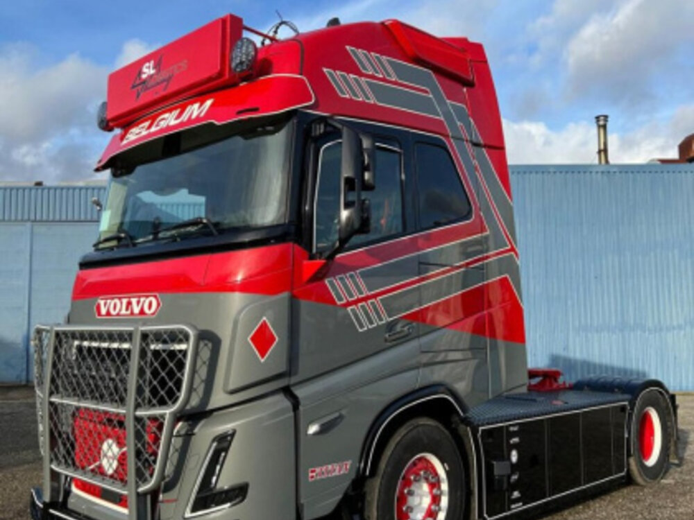 7） TEKNO No.69509 VOLVO FH ver.4 Globetrotter XL 6x2