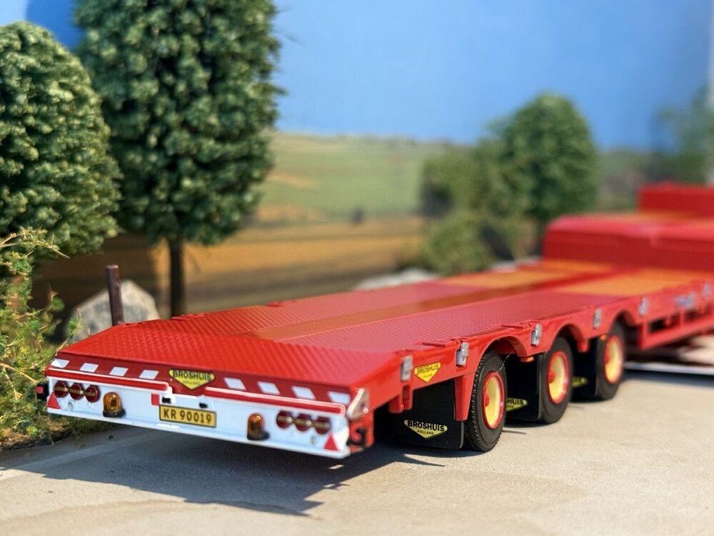WSI WSI Volvo F12 Glob. 6x2 + 3-axle semi low loader TORBEN RAFN