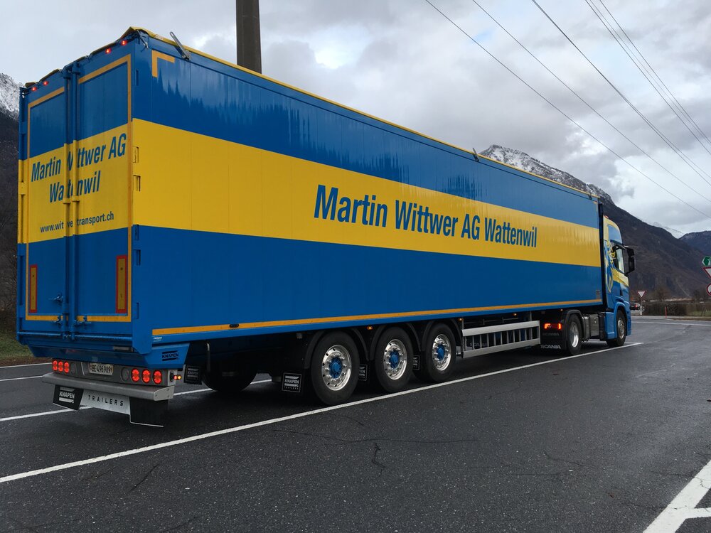 Tekno Tekno Scania Next Gen R-serie Highline with 3-axle walkingfloor trailer MARTIN WITTWER