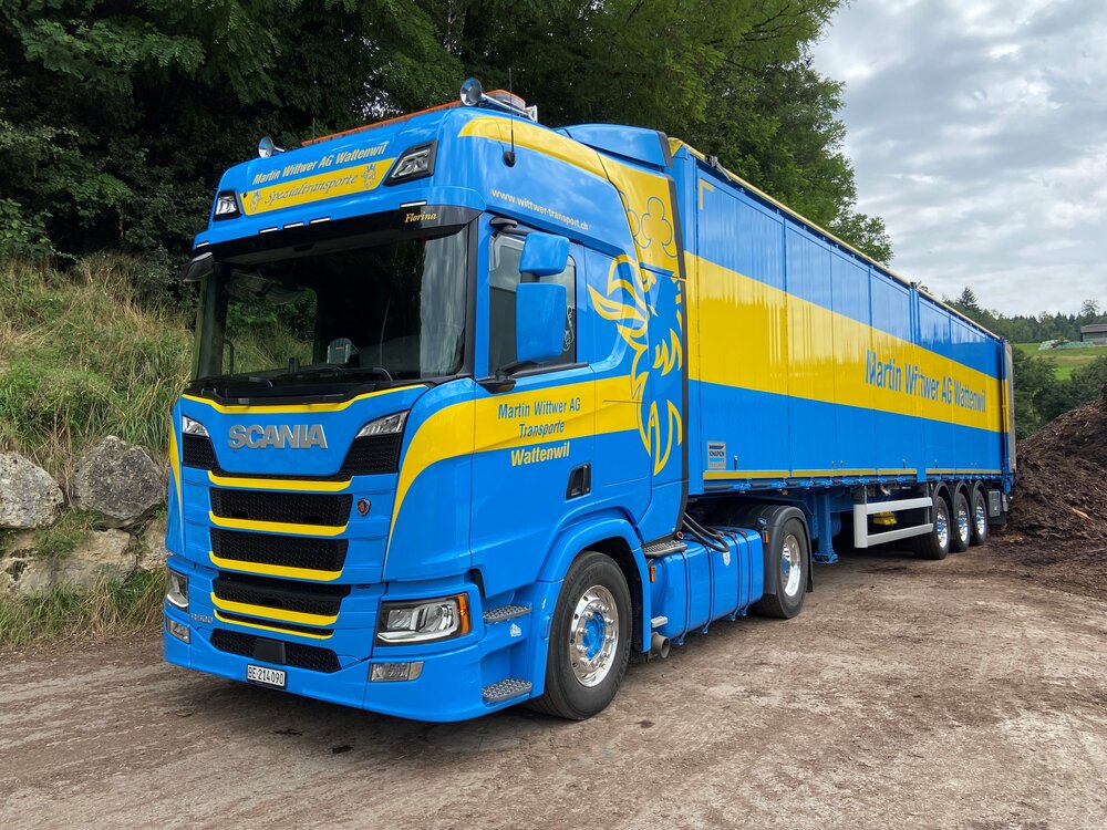 Tekno Tekno Scania Next Gen R-serie Highline with 3-axle walkingfloor trailer MARTIN WITTWER