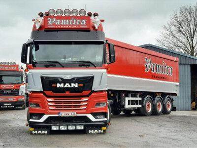 Tekno Tekno MAN TGX GX 4x2 with 3-axle tipper trailer VAMITRA