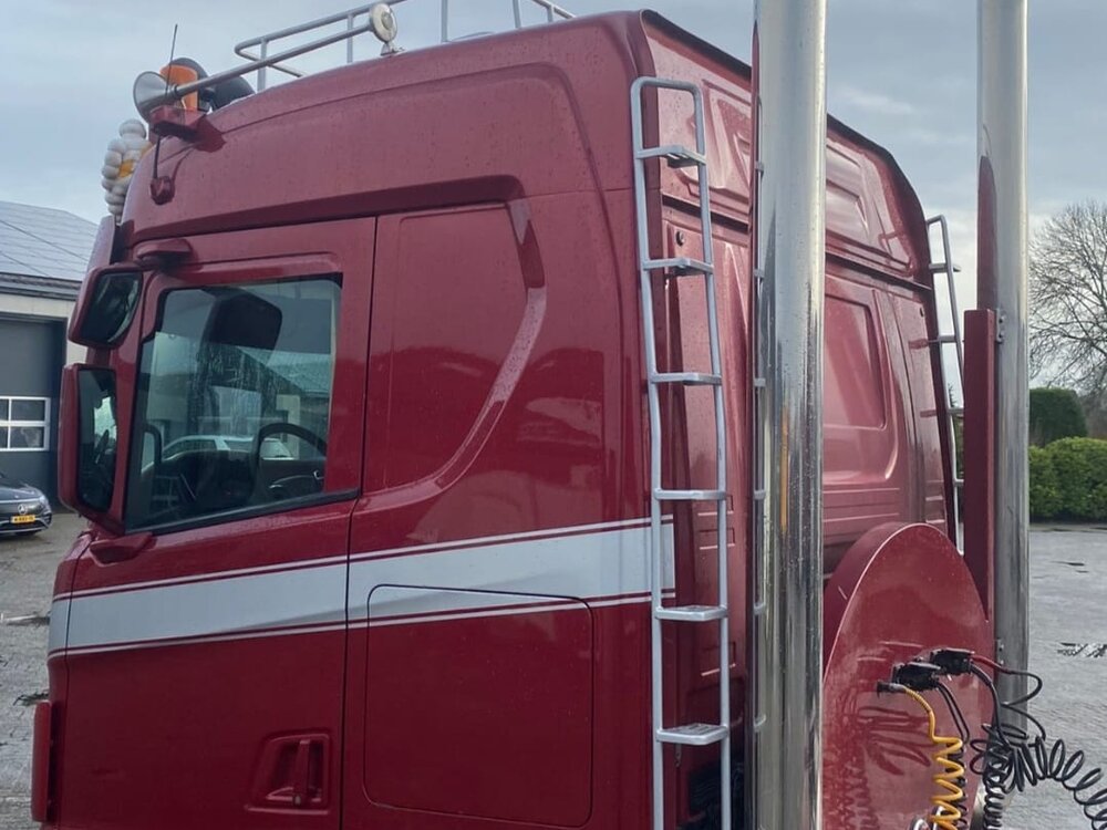 WSI WSI Scania R normal 6x2 sleepas with 3-axle volume trailer J. GROENEVELD TRANSPORT