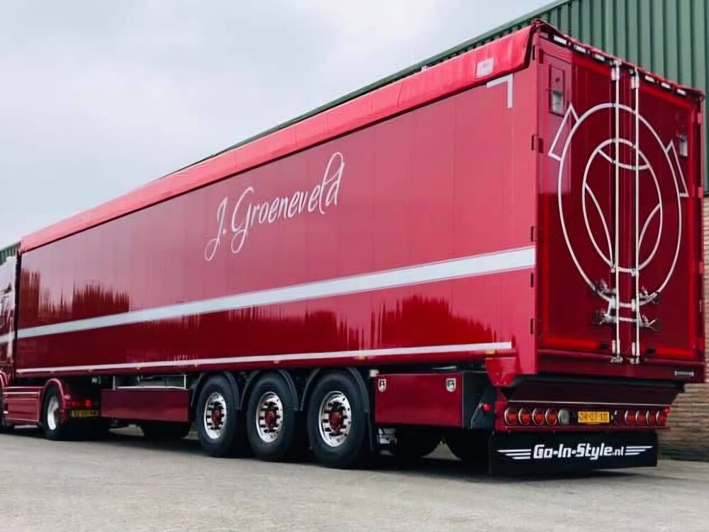 WSI WSI Scania R normal 6x2 sleepas with 3-axle volume trailer J. GROENEVELD TRANSPORT