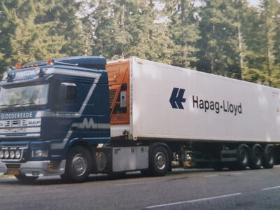 WSI WSI DAF 95XF space cab 4x2 Flex container trailer met 3-assige 40ft koel container JAN MAASDAM