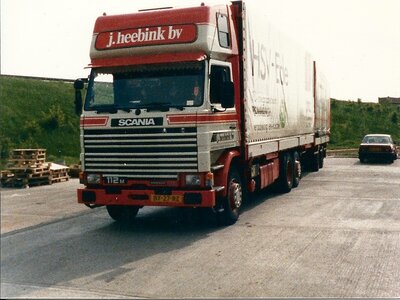 Tekno Tekno Scania 112M Topsleeper Volume Combi HEEBINK
