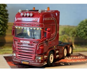 WSI Scania R5 Topline 6x2 twin steer FREDDY GERDEZ - Miniatuurshop.com