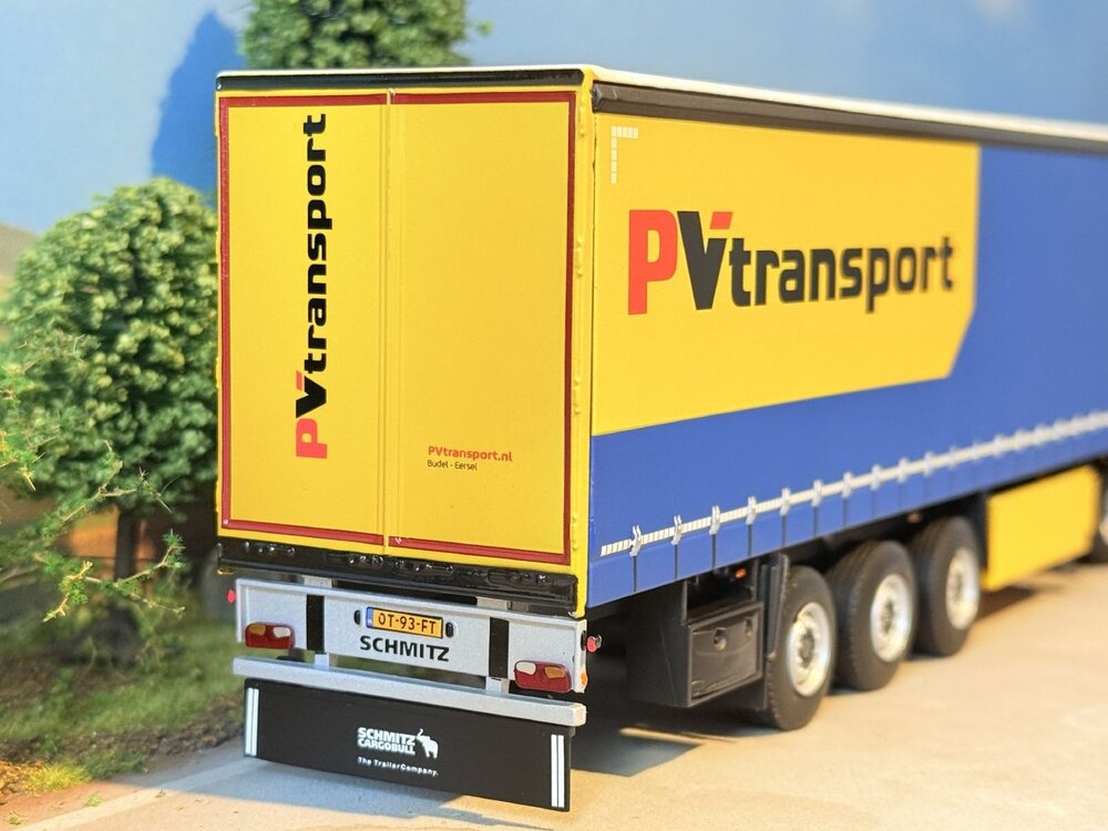 WSI WSI DAF XG 4x2 with 3-axle curtainside trailer PV TRANSPORT