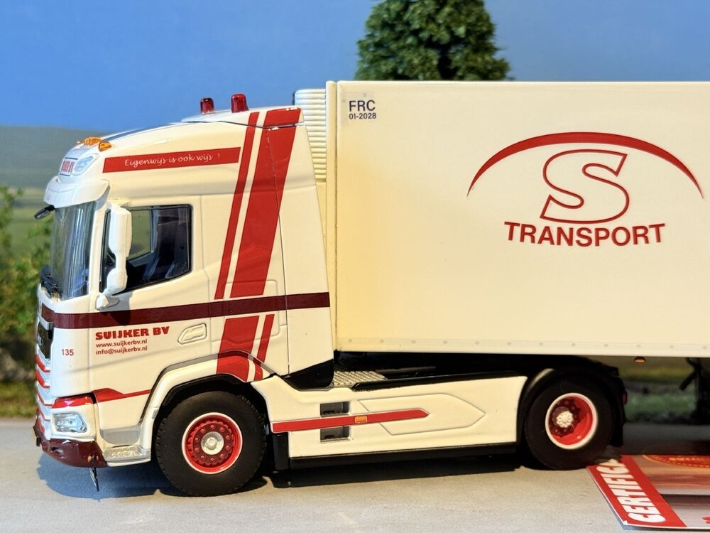WSI WSI DAF XF SH 4x2 + 3-axle reefer trailer  SUIJKER BV
