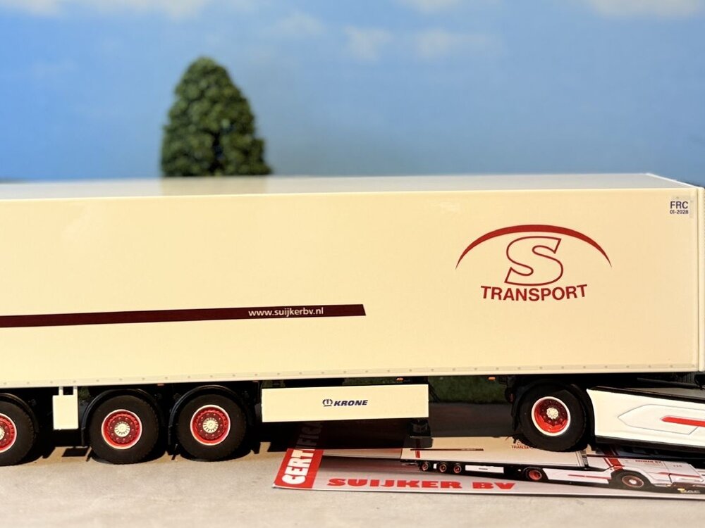 WSI WSI DAF XF SH 4x2 + 3-axle reefer trailer  SUIJKER BV