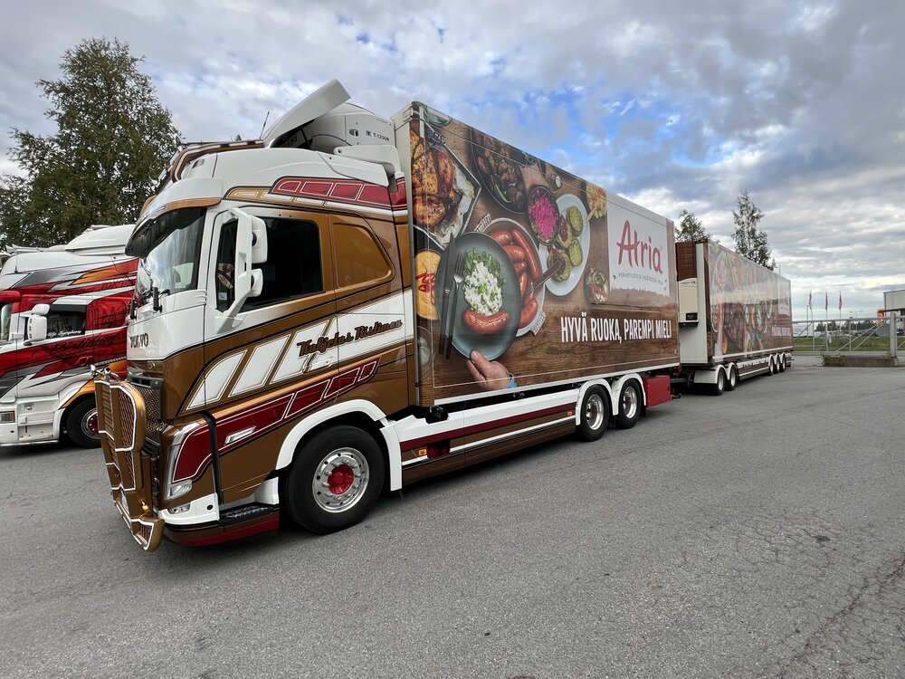 Tekno Tekno Volvo FH05 Globetrotter 24m combination RISTIMAA-ATRIA