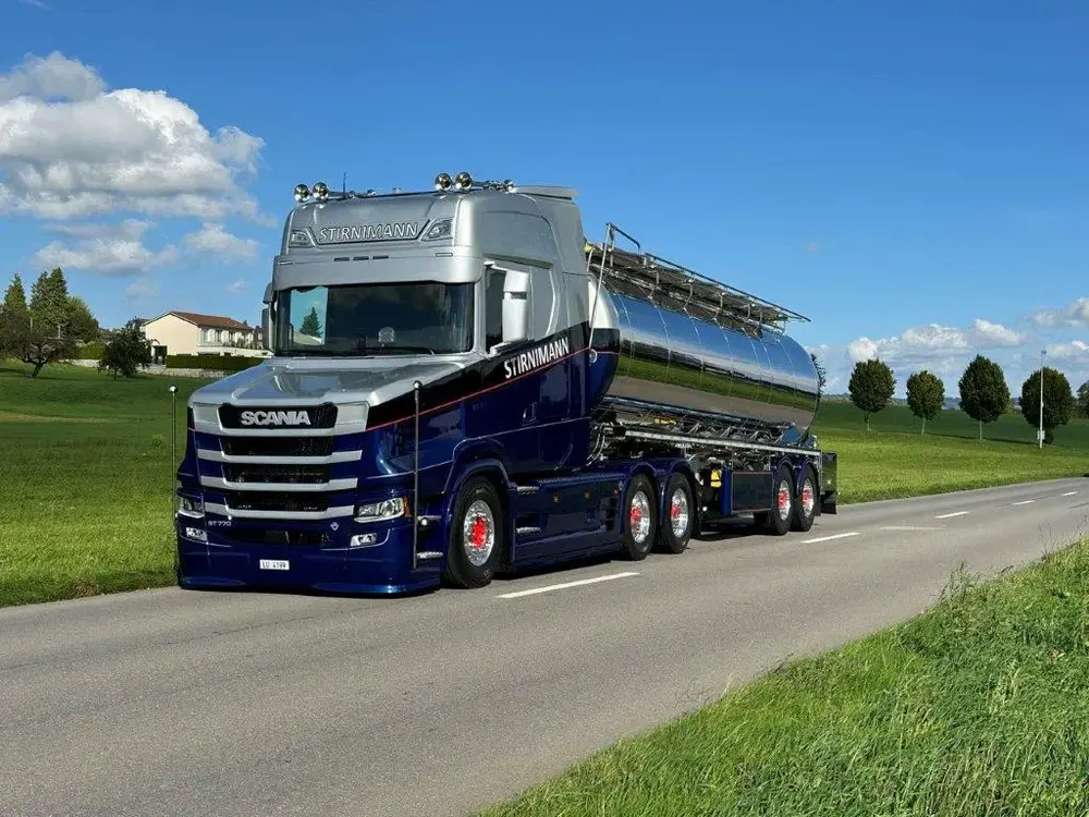 WSI WSI Scania Vlastuin Torpedo 6x2 with 2-axle tanktrailer STIRNIMANN
