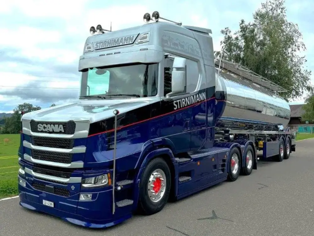 WSI WSI Scania Vlastuin Torpedo 6x2 with 2-axle tanktrailer STIRNIMANN