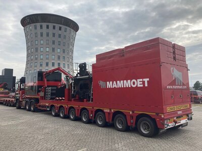 Mammoet store IMC Mercedes Arocs 8x4 with 7-axle ballast trailer LTM1650 MAMMOET