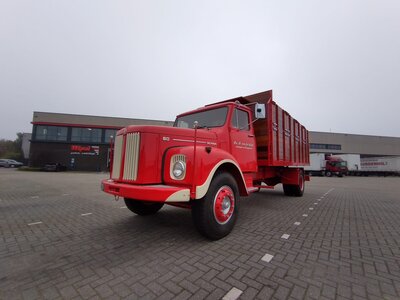 Tekno Tekno Scania Vabis L80 torpedo riged truck with resin  open top container VAN DER WINDT