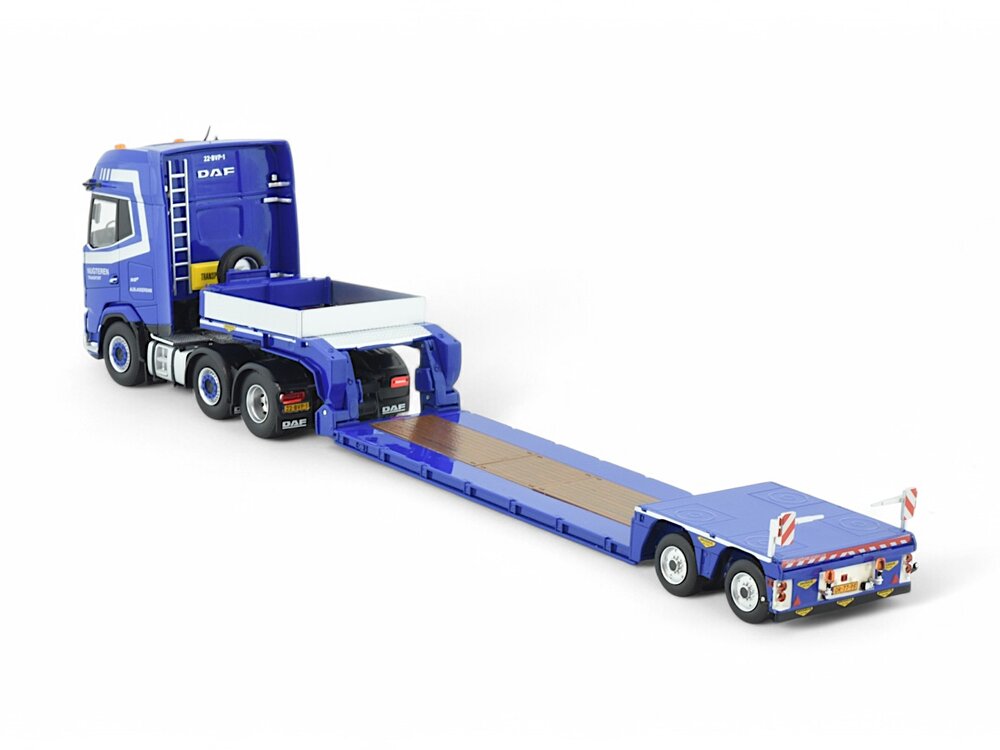 Tekno Tekno DAF XG+ 6x2 with 2-axle Broshuis lowloader NUGTEREN TRANSPORT