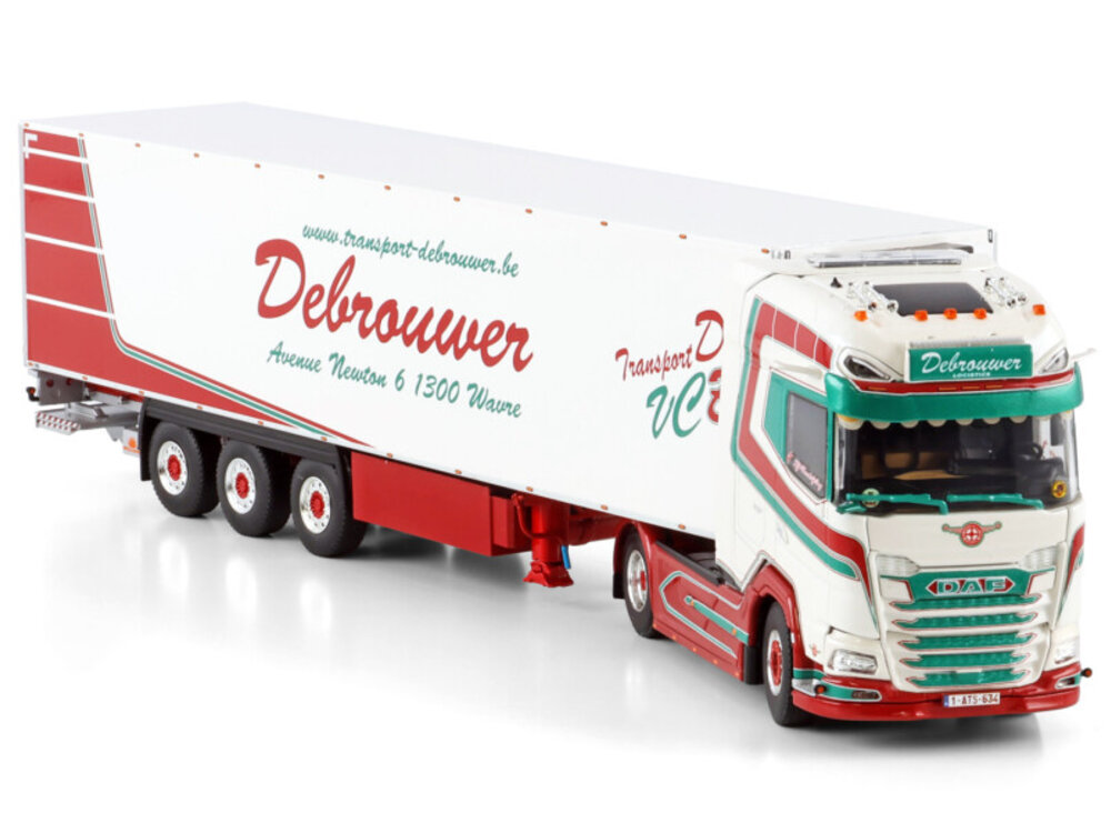 WSI WSI DAF XG+ 4x2 with 3-axle reefer trailer TRANSPORT DEBROUWER