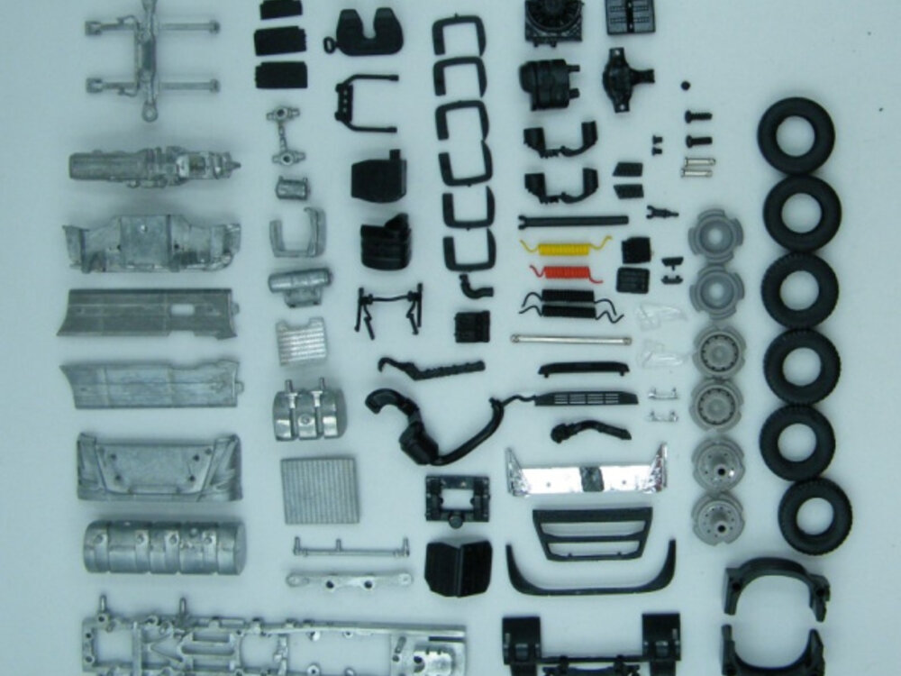 Tekno Tekno Volvo FH05 Low cab 4x2 tractor kit