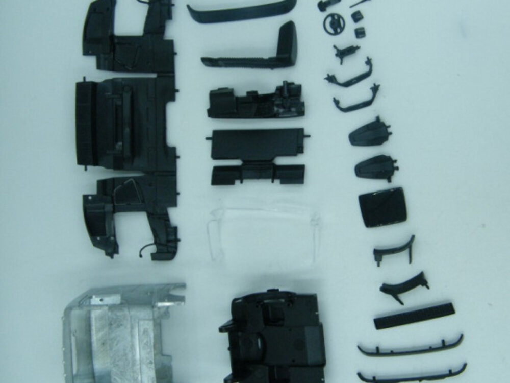 Tekno Tekno Volvo FH05 Low cab 4x2 tractor kit