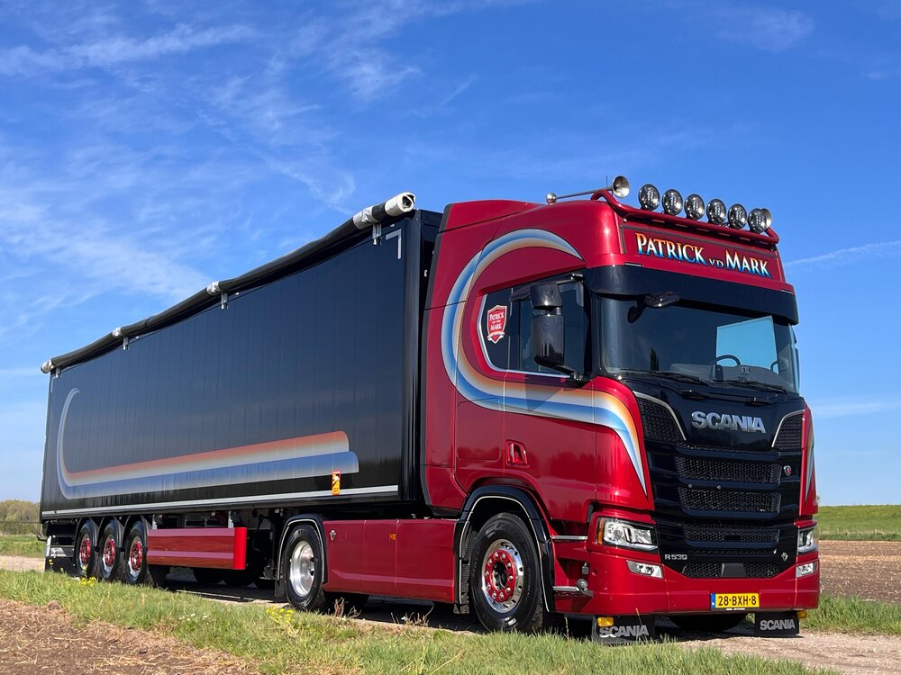 Tekno Tekno Scania NGR Highline 4x2 met 3-assige walkingfloor oplegger PATRICK VAN DER MARK
