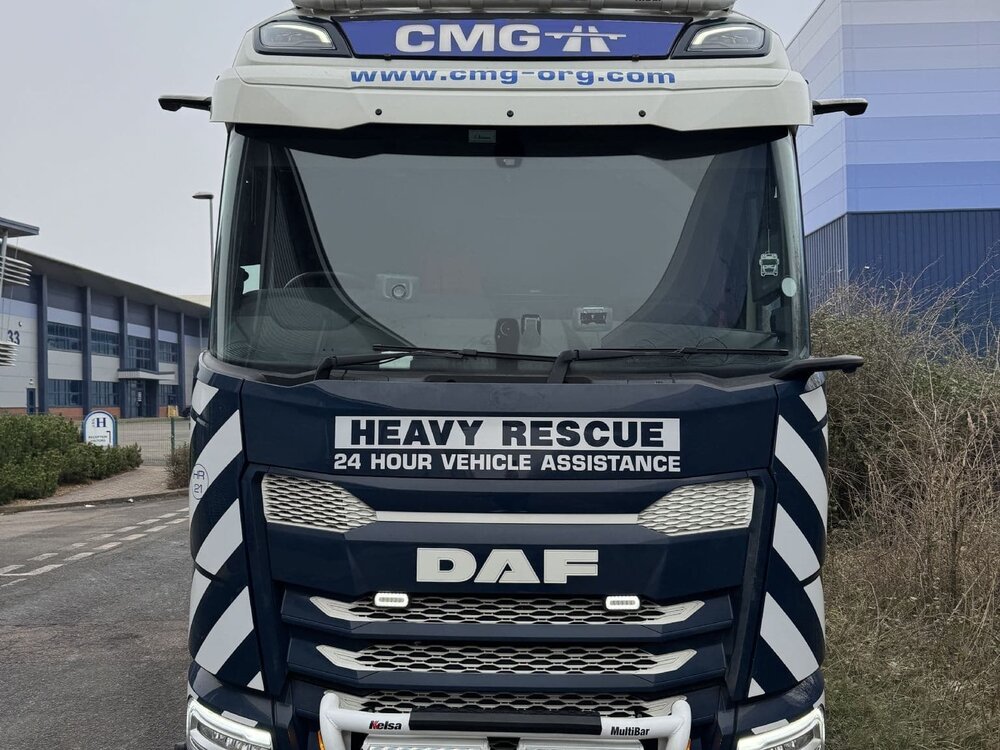 WSI WSI DAF XG 6X2 Falkom wrecker CMG Newport Pagnell England