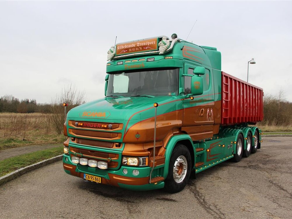 Tekno Tekno Scania Torpedo Highline 8x4 hooklift riged truck with trailer KILDEBRONDE TRANSPORT