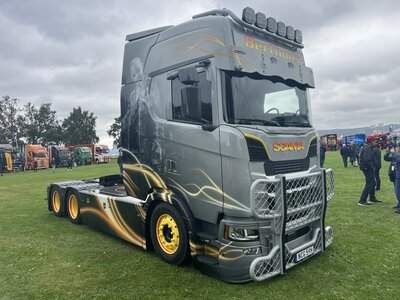 Tekno Tekno Scania Next Gen S-serie XXL (zamac) cabine BERTHONS