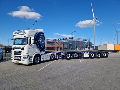 Tekno Tekno Scania Next Gen R530 with 5-axle container chassis + 2x20ft. container SNEEPELS