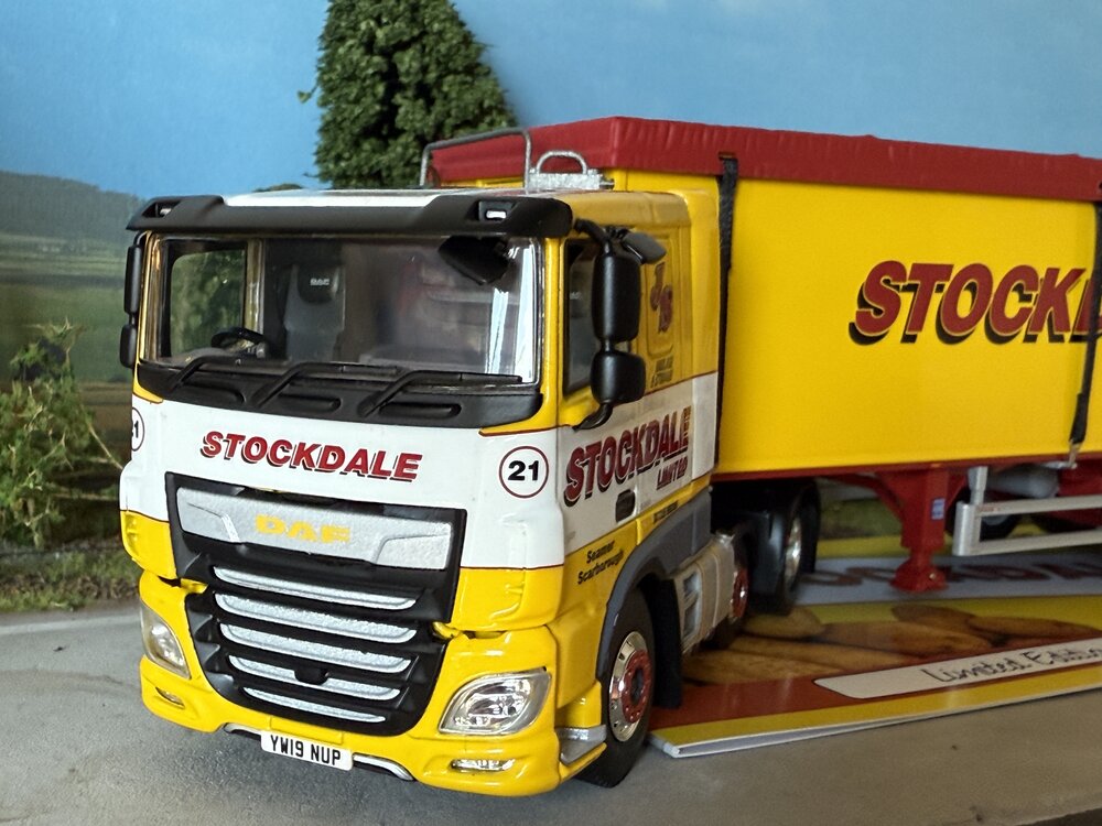 WSI WSI DAF 106XF 6x2 with 3-axle Belt Potato trailer JAMES STOCKDALE Yorkshire England