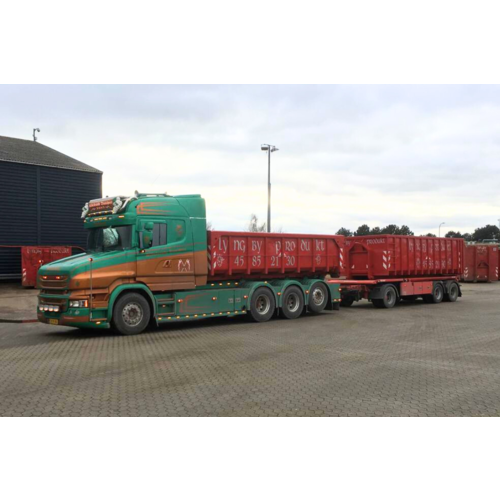 Tekno Tekno Scania Torpedo Highline 8x4 hooklift riged truck with trailer KILDEBRONDE TRANSPORT Tekno Tekno Scania Torpedo Highline 8x4 hooklift riged truck with trailer KILDEBRONDE TRANSPORT