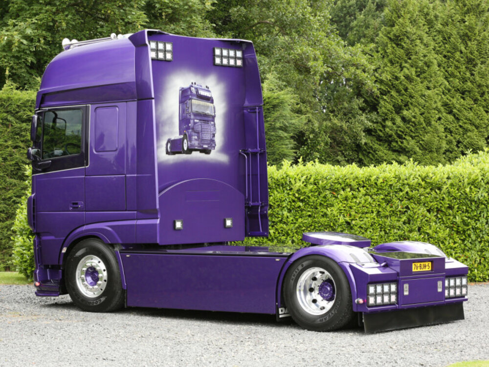 WSI WSI DAF XF Super Space Cab 4x2 VERWEIJ