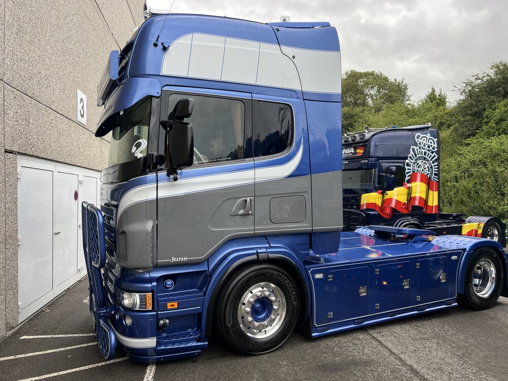 Tekno Tekno Scania R-serie Topline 4x2 SALMER