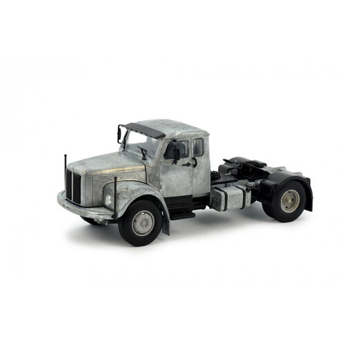 Tekno Tekno Scania L110 Sleep cabin 4x2 Tractor Kit Tekno Tekno Scania L110 Sleep cabin 4x2 Tractor Kit